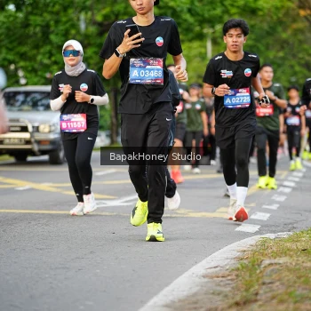 Runner Photo 4045639