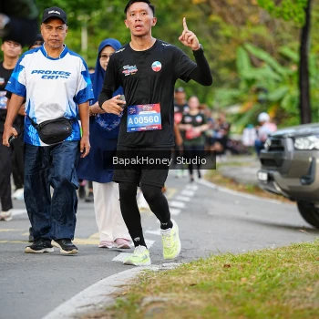 Runner Photo 4045642