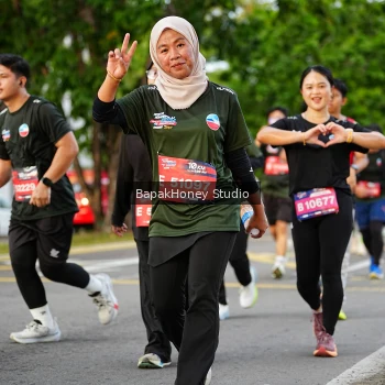 Runner Photo 4045648