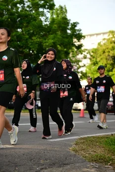 Runner Photo 4045665