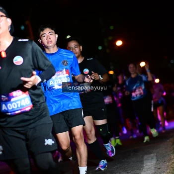 Runner Photo 4045716