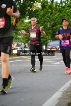 Runner Photo 4045760