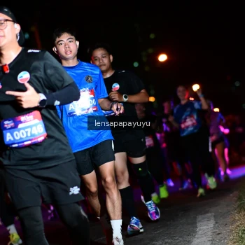 Runner Photo 4045768