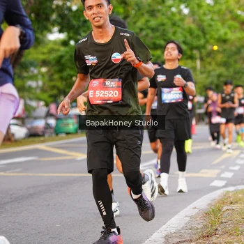 Runner Photo 4045826