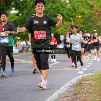 Runner Photo 4045829