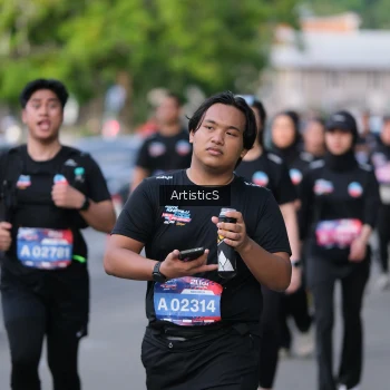 Runner Photo 4045860