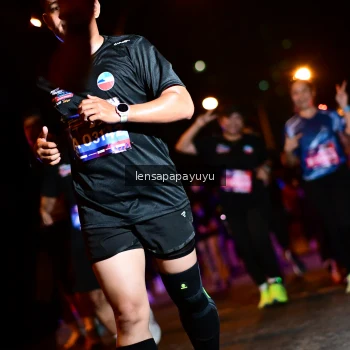 Runner Photo 4045874
