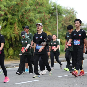 Runner Photo 4045875