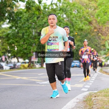 Runner Photo 4045877