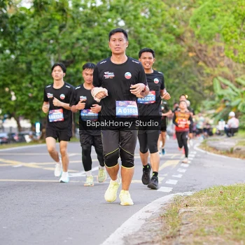 Runner Photo 4045907