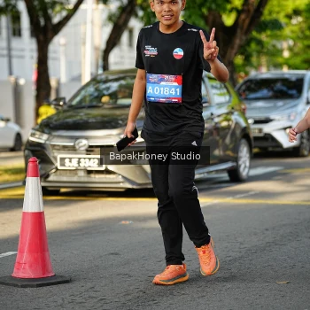 Runner Photo 4046140