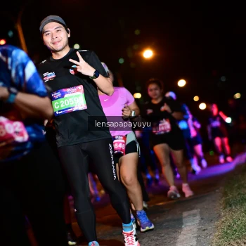 Runner Photo 4046142