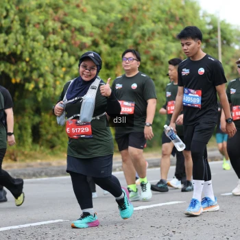 Runner Photo 4046156