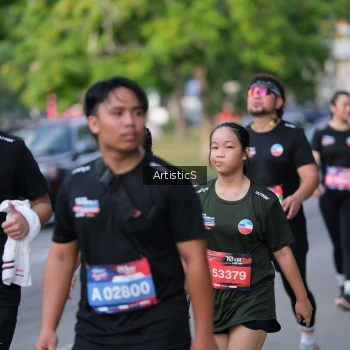 Runner Photo 4046255