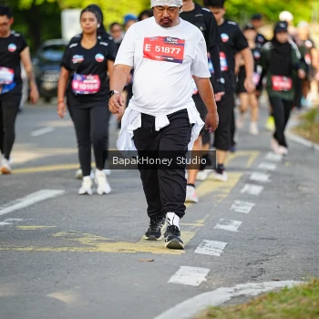 Runner Photo 4046302