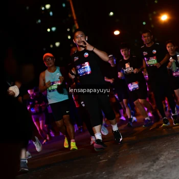 Runner Photo 4046443