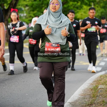 Runner Photo 4046459