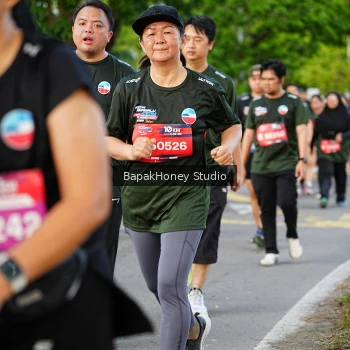 Runner Photo 4046510