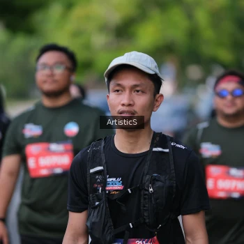 Runner Photo 4046541