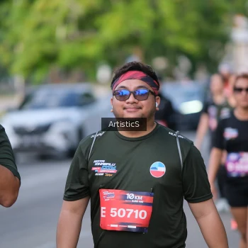 Runner Photo 4046560