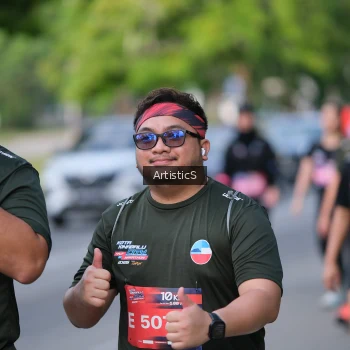Runner Photo 4046578