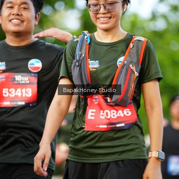 Runner Photo 4046599