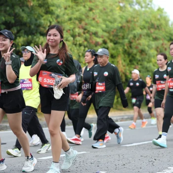 Runner Photo 4046605