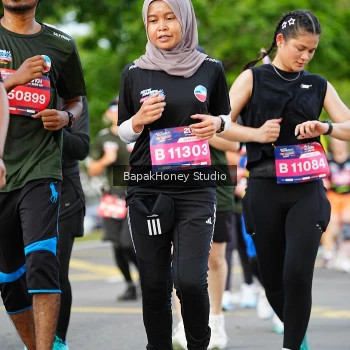 Runner Photo 4046612