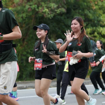 Runner Photo 4046615