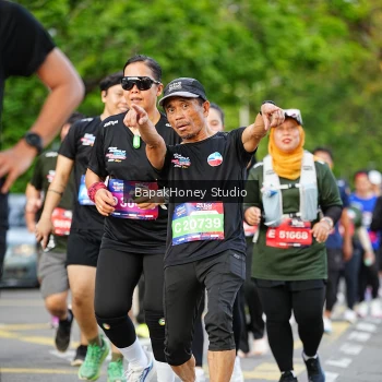 Runner Photo 4046625