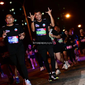 Runner Photo 4046642