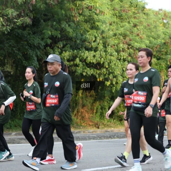 Runner Photo 4046645