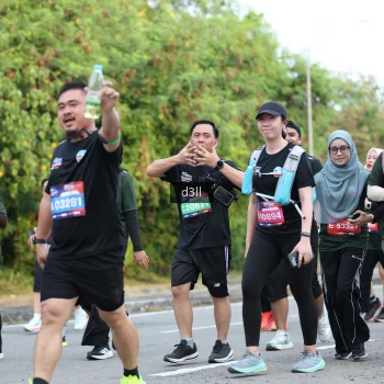 Runner Photo 4046678