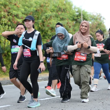 Runner Photo 4046694