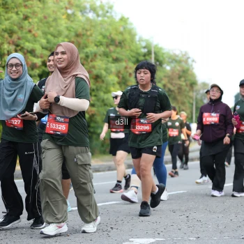 Runner Photo 4046711