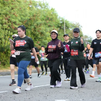 Runner Photo 4046781