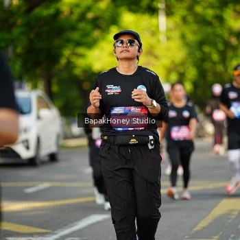 Runner Photo 4046839