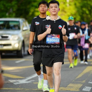 Runner Photo 4046842