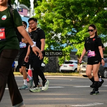 Runner Photo 4046864
