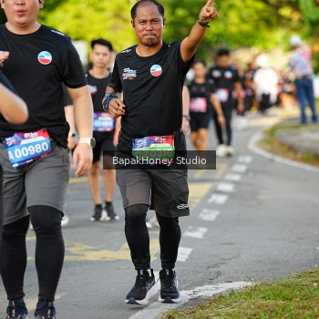 Runner Photo 4046908