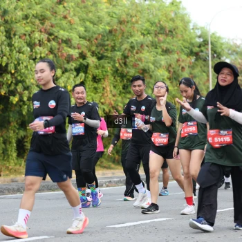 Runner Photo 4046912
