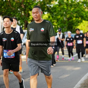 Runner Photo 4046915