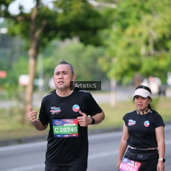 Runner Photo 4046953