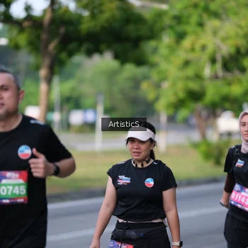 Runner Photo 4046971