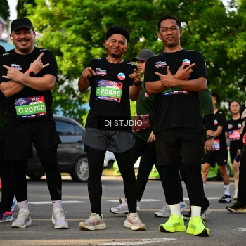 Runner Photo 4047014