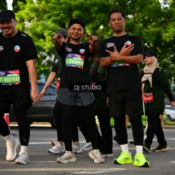 Runner Photo 4047018