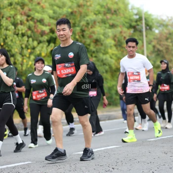 Runner Photo 4047020