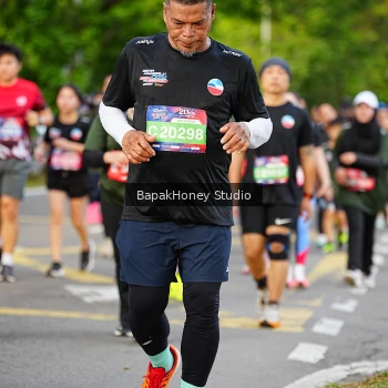 Runner Photo 4047046