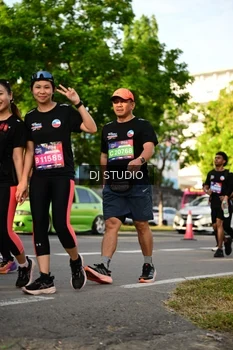 Runner Photo 4047068