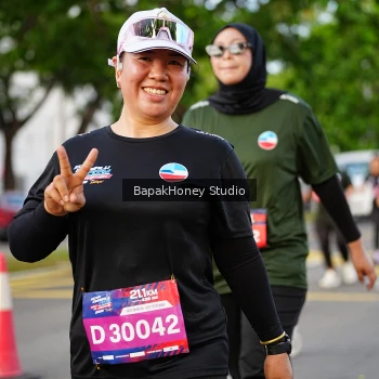 Runner Photo 4047072
